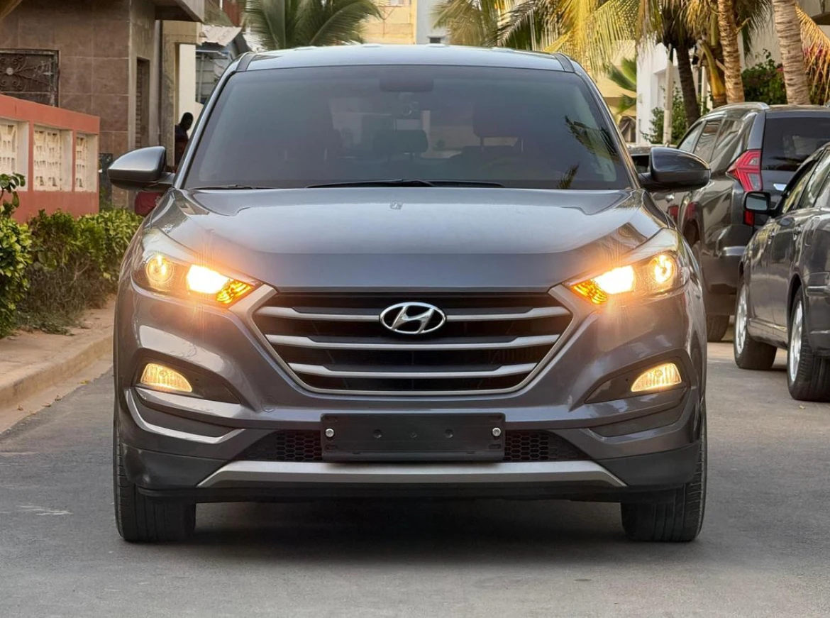 Hyundai TUCSON, image 1